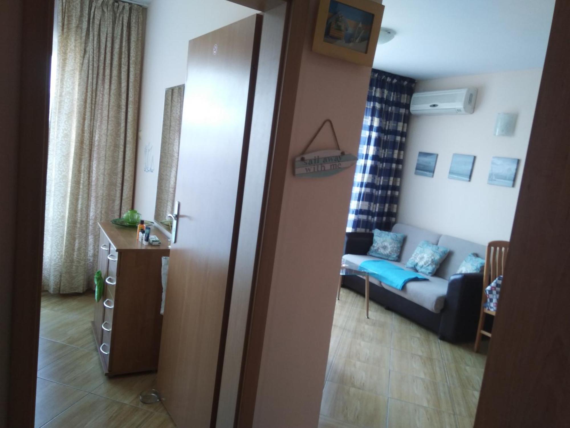 Golden Dreams Apartment Slăntjev Brjag Rum bild